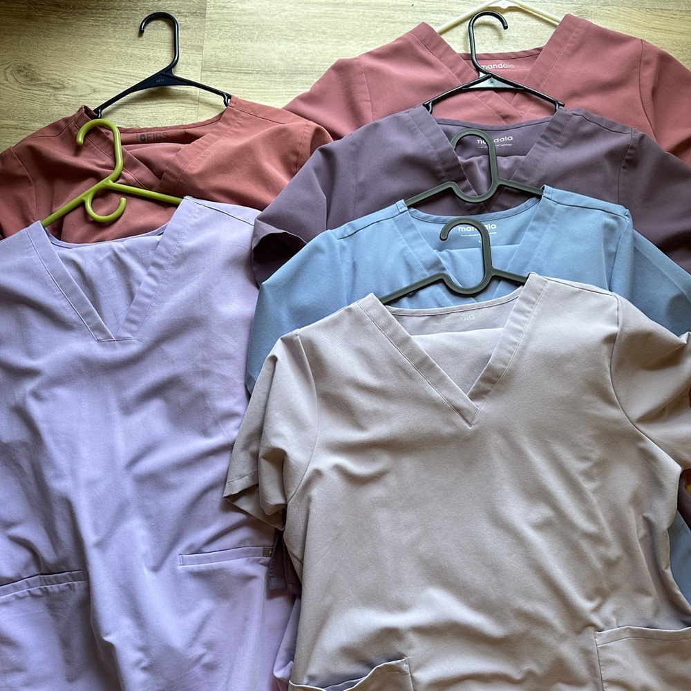 Figs and mandala scrubs L 7 sets